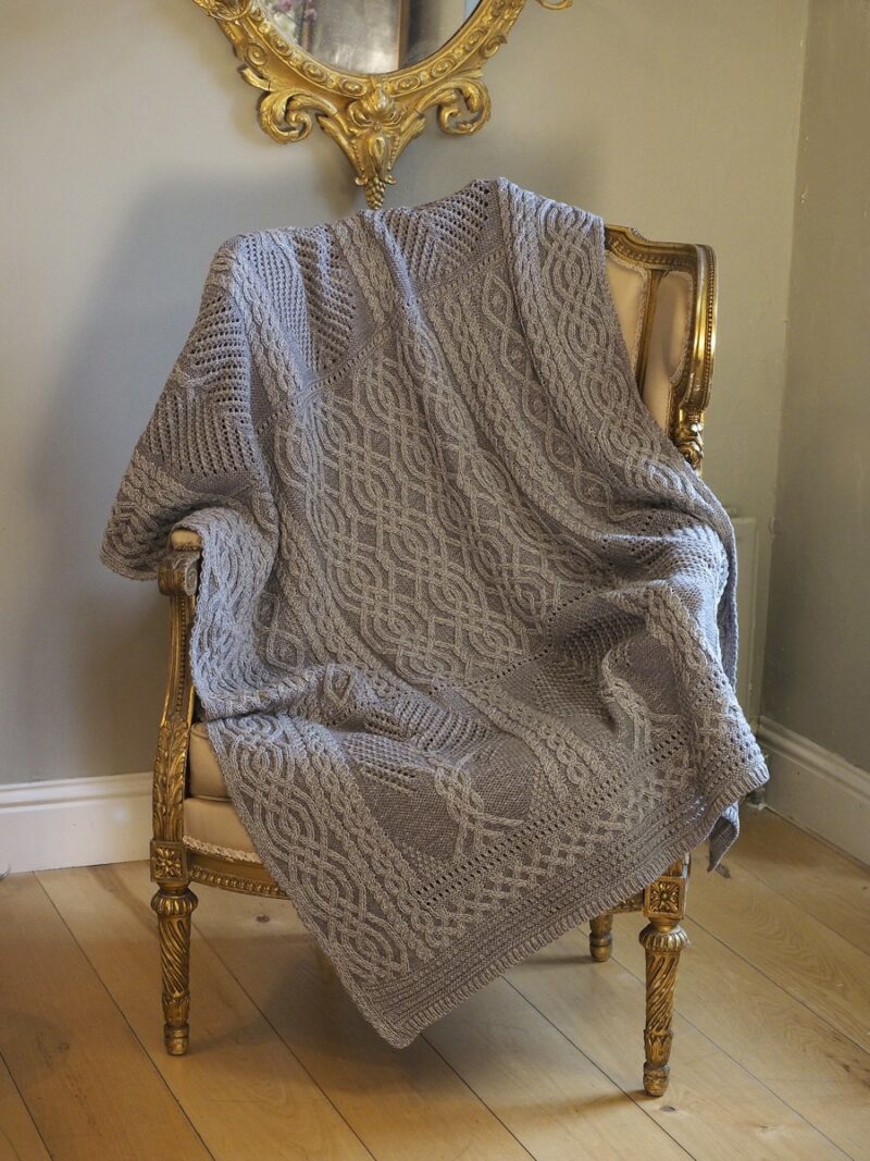 FAIRY TREE THROW X4710