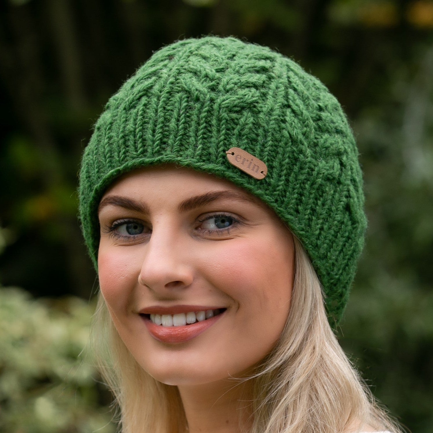 Unisex Aran Cable Pullon