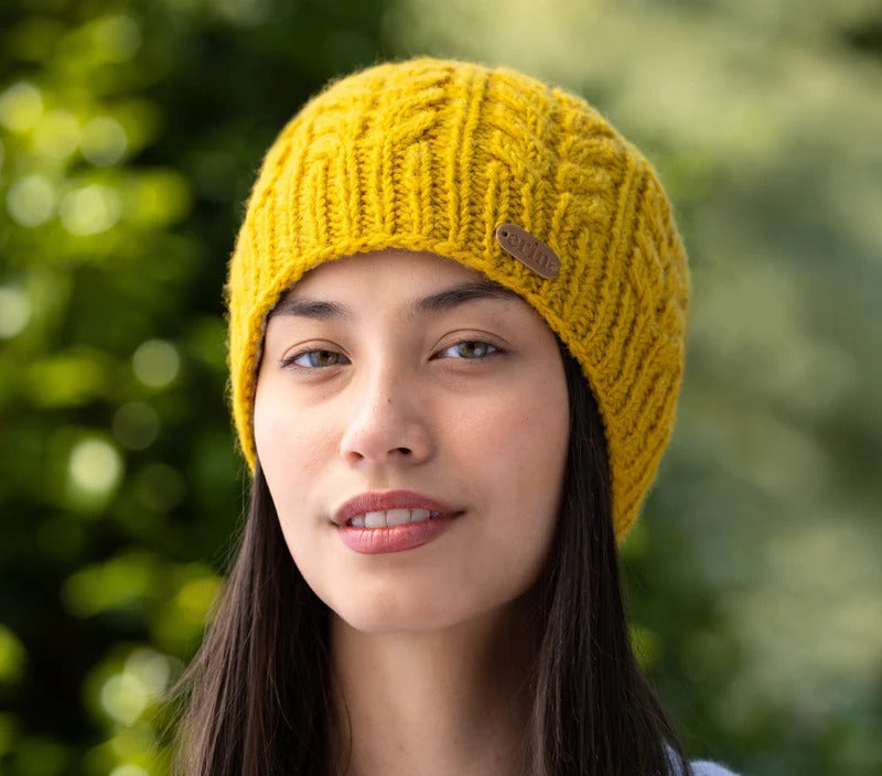 Unisex Aran Cable Pullon