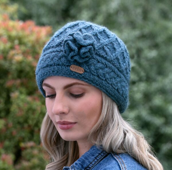 Aran Trellis Pullon Hat w/Flower