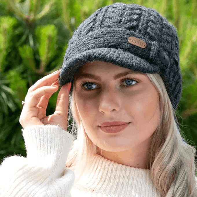 Unisex Aran Cable Peak