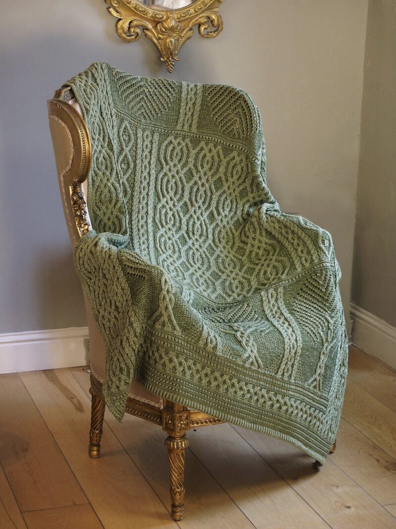 FAIRY TREE THROW X4710
