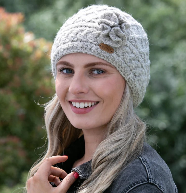 Aran Trellis Pullon Hat w/Flower