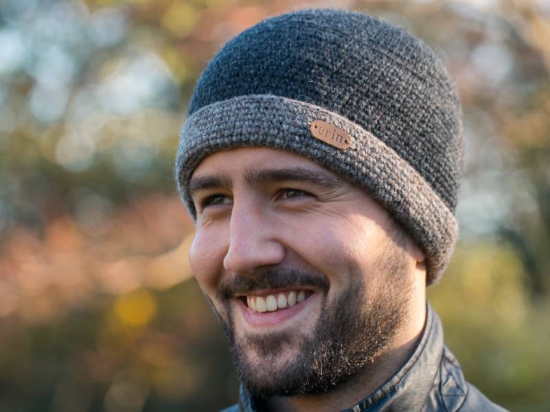 crochet-turn-up-hat-charcoal