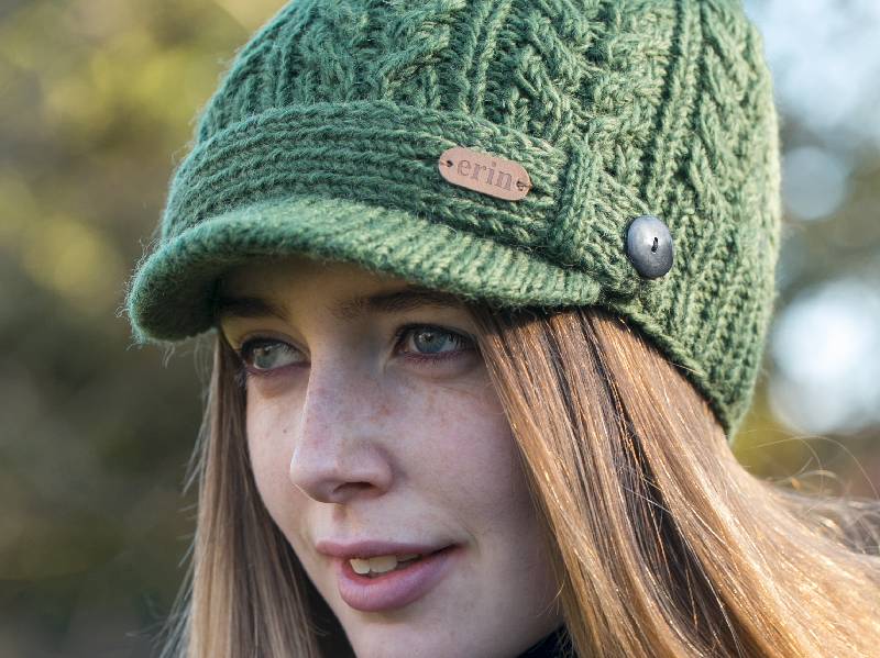 aran-cable-peak-hat-dark-green