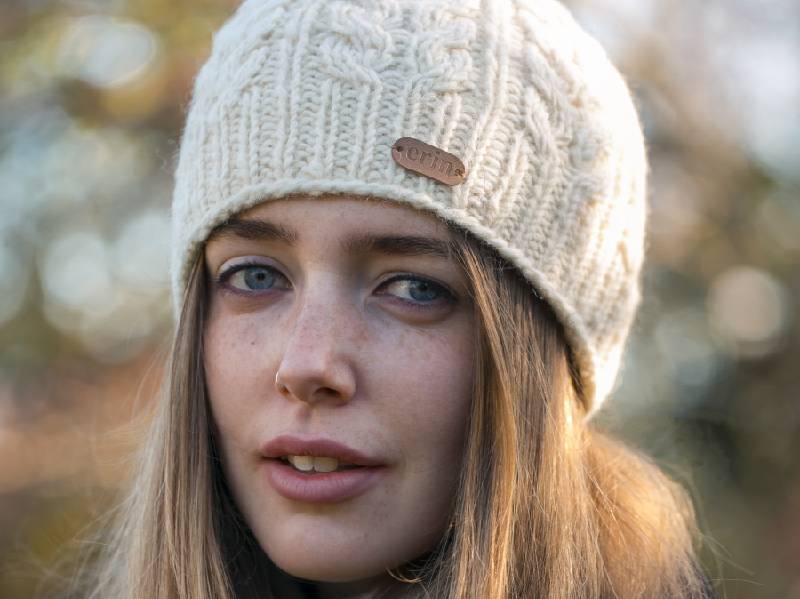 aran-cable-pullon-hat-white